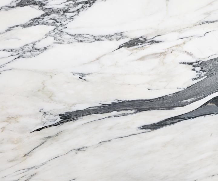 CALACATTA CORCHIA natural marble 