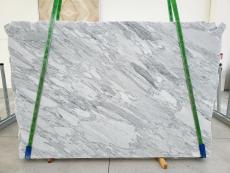 Supply honed slabs 3 cm in natural marble ARABESCATO CARRARA 1720. Detail image pictures 