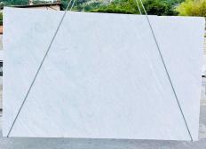 Supply rough slabs 0.8 cm in natural marble BIANCO CARRARA C D210930. Detail image pictures 