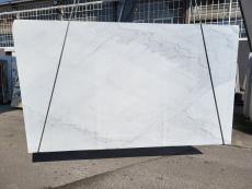 Supply diamondcut slabs 0.8 cm in natural marble BIANCO CARRARA VENATO C0529. Detail image pictures 