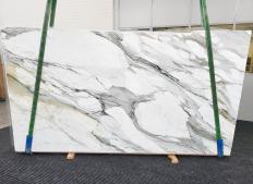 Supply polished slabs 0.8 cm in natural marble CALACATTA BORGHINI 1571. Detail image pictures 