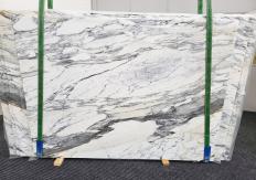 Supply polished slabs 0.8 cm in natural marble CALACATTA CORCHIA 1497. Detail image pictures 
