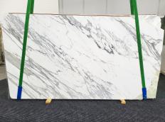 Supply polished slabs 1.2 cm in natural marble CALACATTA EXTRA 1640. Detail image pictures 