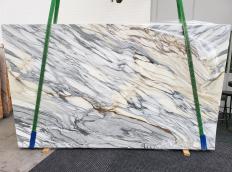 Supply polished slabs 0.8 cm in natural marble CALACATTA FANTASTICO 1521. Detail image pictures 