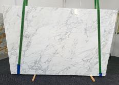 Supply polished slabs 0.8 cm in natural marble calacatta miele 1485. Detail image pictures 