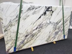 Supply polished slabs 0.8 cm in natural marble CALACATTA MONET 1561. Detail image pictures 