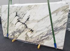 Supply polished slabs 0.8 cm in natural marble CALACATTA MONET 1561. Detail image pictures 