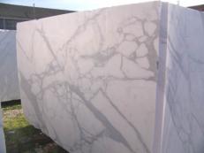 Supply rough blocks 39.4 cm in natural marble CALACATTA ORO EXTRA C-PR2003. Detail image pictures 