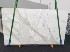 Supply polished slabs 0.8 cm in natural marble CALACATTA ORO EXTRA 1481. Detail image pictures 