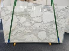 Supply polished slabs 1.2 cm in natural marble CALACATTA ORO EXTRA 1606. Detail image pictures 