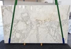 Supply polished slabs 1.2 cm in natural marble CALACATTA ORO 1274. Detail image pictures 