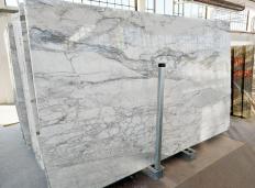 Supply polished slabs 0.8 cm in natural marble CALACATTA VAGLI A0819A. Detail image pictures 