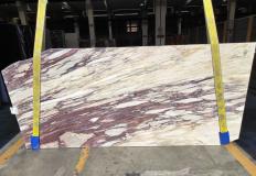 Supply polished slabs 2 cm in natural marble CALACATTA VIOLA 1898M. Detail image pictures 