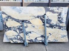 Supply polished slabs 0.8 cm in natural marble CALACATTA VIOLA C0349. Detail image pictures 