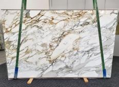 Supply polished slabs 0.8 cm in natural marble CALACATTA 1568. Detail image pictures 