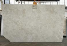 Supply polished slabs 0.8 cm in natural marble CREMA MARFIL UL0127. Detail image pictures 