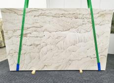 Supply sawn slabs 0.8 cm in natural quartzite DESERT WHITE 1535. Detail image pictures 