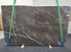 Supply polished slabs 0.8 cm in natural marble GRAFFITE 1584. Detail image pictures 
