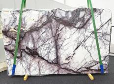 Supply polished slabs 2 cm in natural marble LILAC 1677. Detail image pictures 