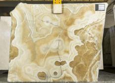 Supply polished slabs 0.8 cm in natural onyx MATRIX ONYX S0090. Detail image pictures 