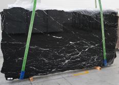 Supply polished slabs 2 cm in natural marble NERO MARQUINA 1729. Detail image pictures 