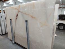 Supply polished slabs 0.8 cm in natural onyx ONICE BIANCO 1811M. Detail image pictures 