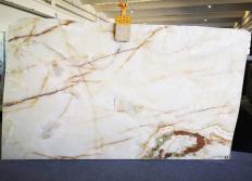 Supply polished slabs 0.8 cm in natural onyx ONICE BIANCO LV0174. Detail image pictures 