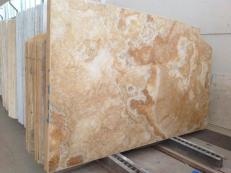 Supply polished slabs 0.8 cm in natural onyx ONICE MIELE 7864. Detail image pictures 
