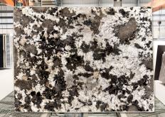 Supply polished slabs 0.8 cm in natural granite PANDORA B10021. Detail image pictures 