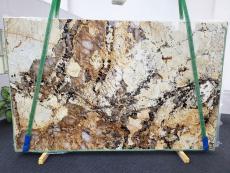 Supply polished slabs 0.8 cm in natural granite PATAGONIA 1644. Detail image pictures 