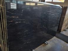 Supply polished slabs 0.8 cm in natural granite PORTOROSE D0018. Detail image pictures 