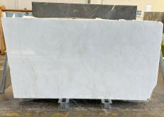 Supply polished slabs 2 cm in natural marble RHINO WHITE S0250A. Detail image pictures 