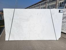Supply diamondcut slabs 0.8 cm in natural marble RHINO WHITE D0037. Detail image pictures 