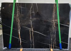 Supply polished slabs 0.8 cm in natural marble Sahara Noir 1662. Detail image pictures 