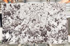 Supply polished slabs 0.8 cm in natural granite SPLENDOR WHITE 4221. Detail image pictures 