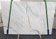 Supply polished slabs 0.8 cm in natural marble STATUARIETTO GL 992. Detail image pictures 