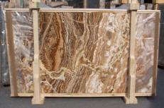 Supply polished slabs 0.8 cm in natural travertine TRAVERTINO ONICIATO E_15188. Detail image pictures 