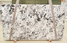 Supply polished slabs 1.2 cm in natural granite WHITE PERSIAN 2554. Detail image pictures 