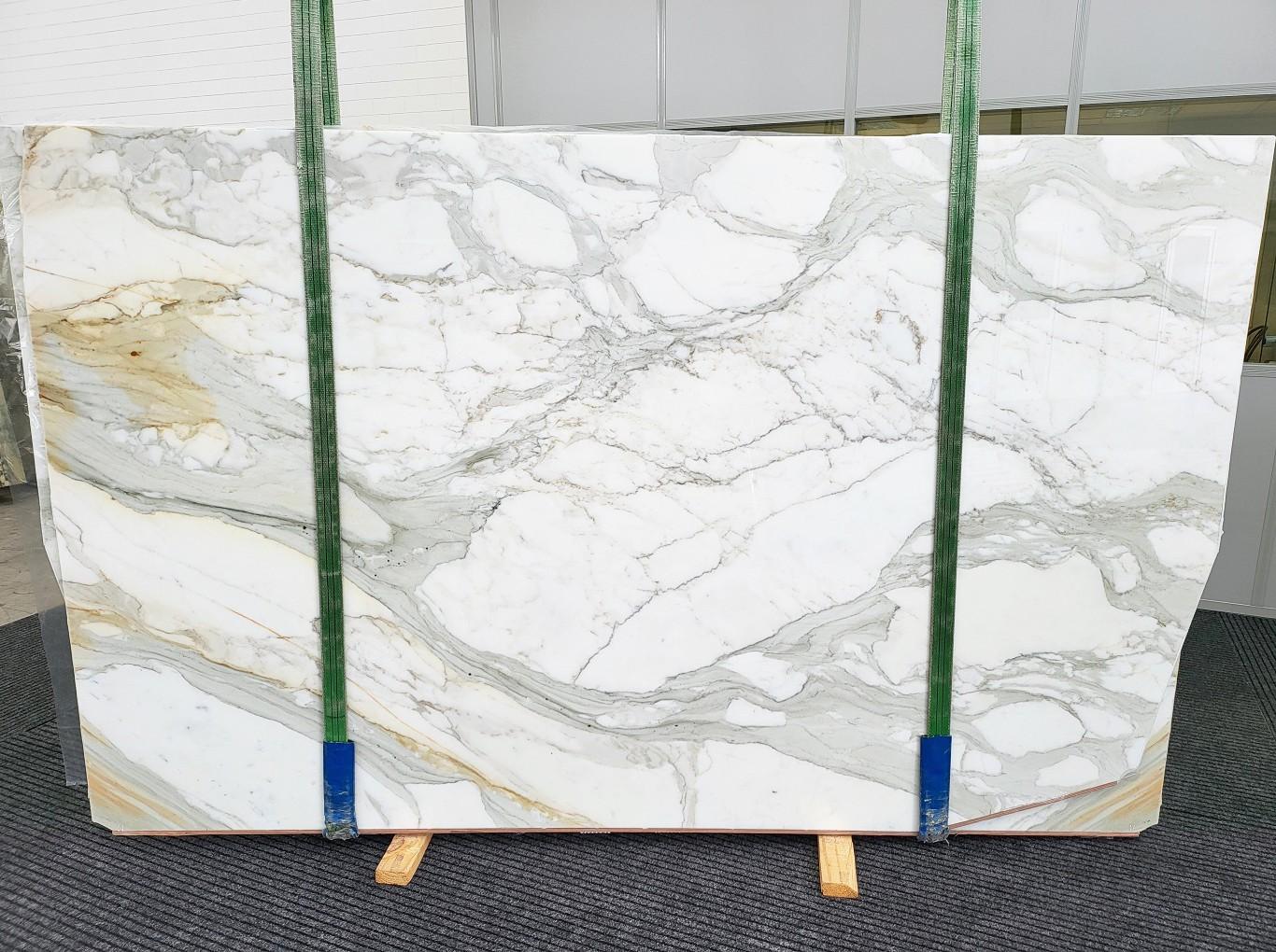 CALACATTA EXTRA Supply Veneto (Italy) polished slabs 1580 , Slab #32 natural marble 