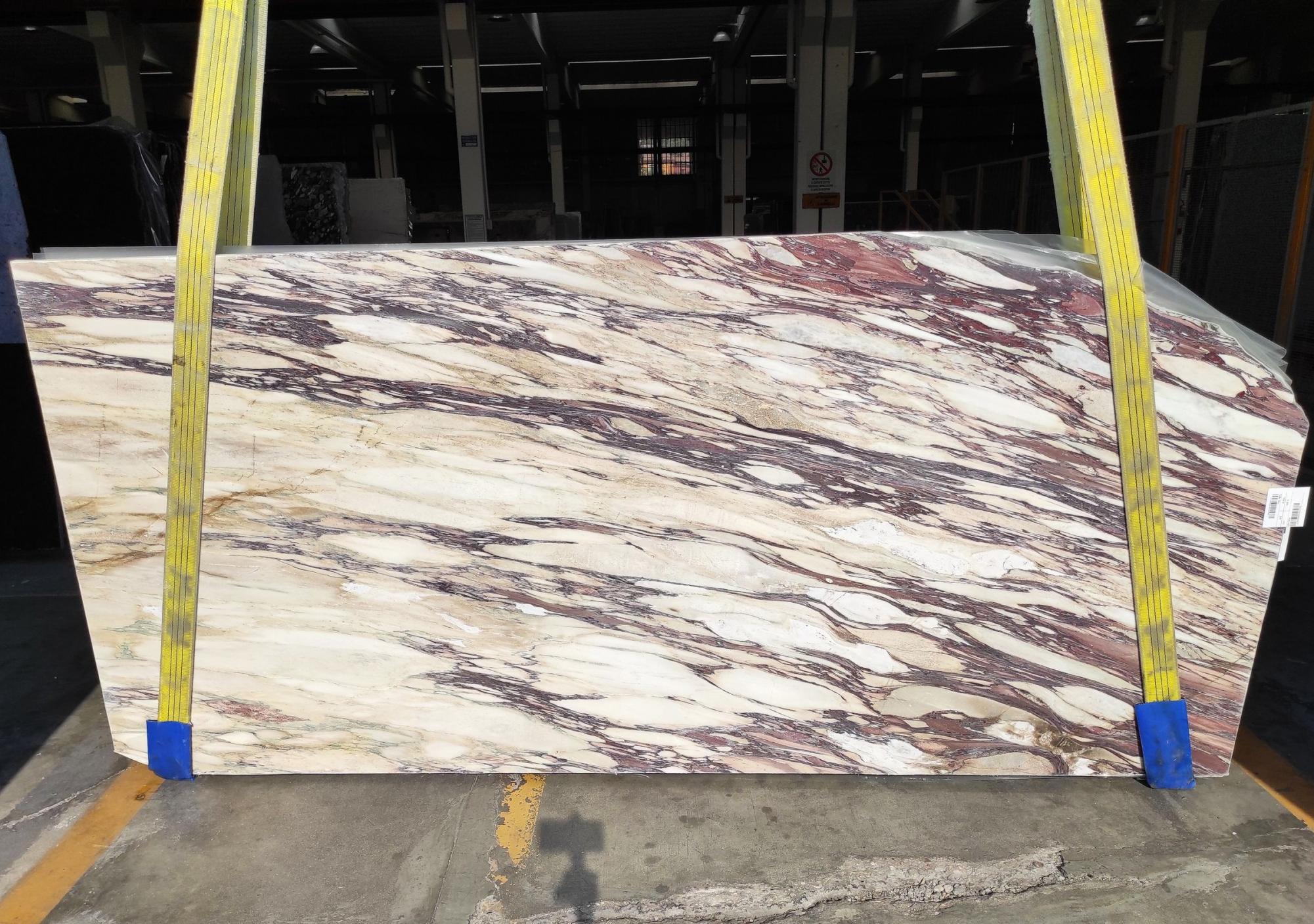 CALACATTA VIOLA Supply Veneto (Italy) polished slabs 1898M , Bundle #01 natural marble 