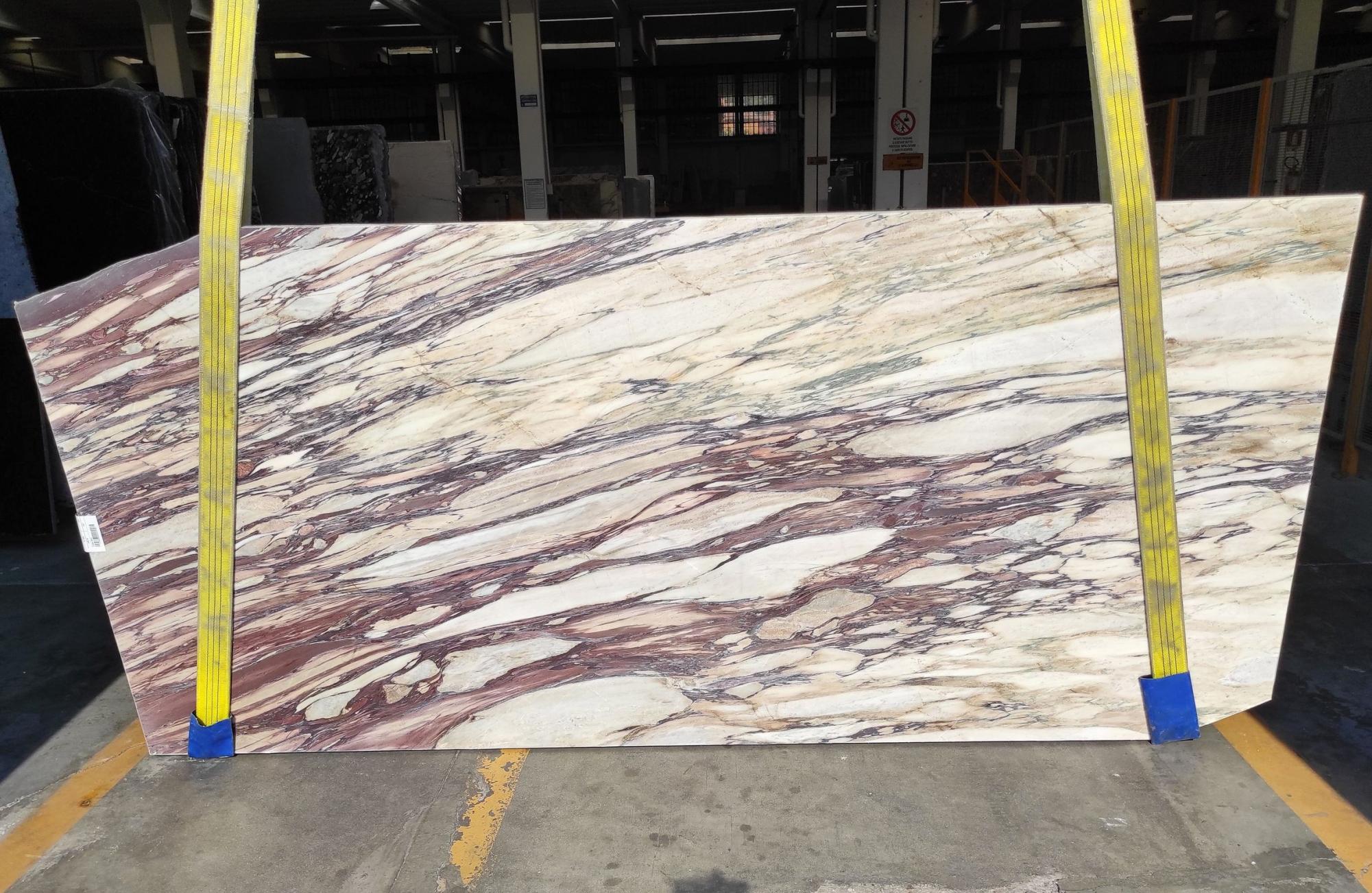 CALACATTA VIOLA Supply Veneto (Italy) polished slabs 1898M , Bundle #04 natural marble 