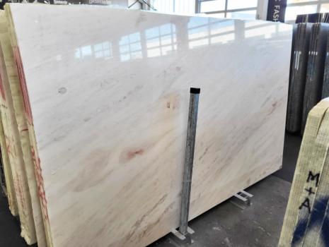 NAMIBIA ROSE 22 slabs polished Namibian marble SLB10,  124.8 x 76.4 x 0.8 ˮ natural stone (available in Veneto, Italy) 