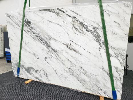 CALACATTA VAGLIslab honed Italian marble Slab #18,  124.8 x 78.7 x 0.8 ˮ natural stone (available in Veneto, Italy) 